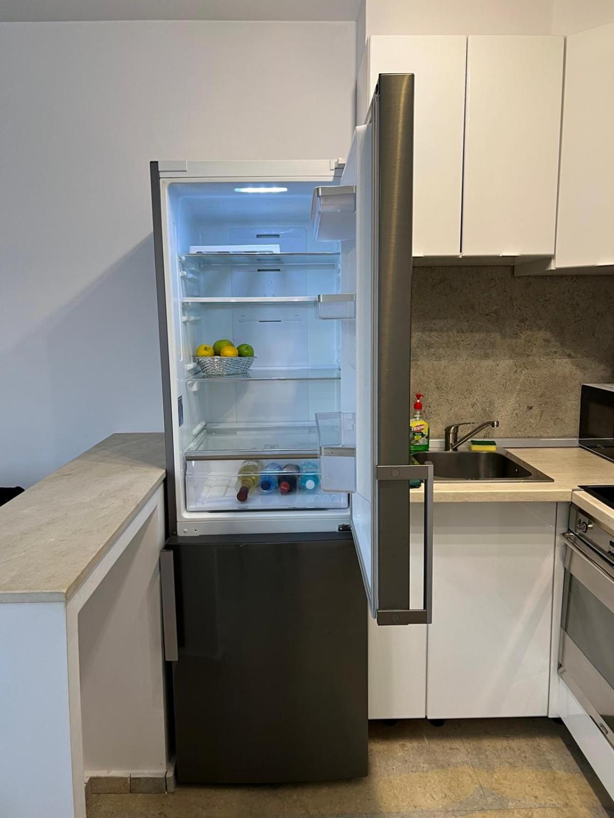 Luxus Cluj Airport Apartments מראה חיצוני תמונה